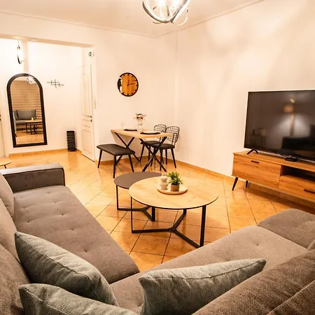 Elena's Apartament